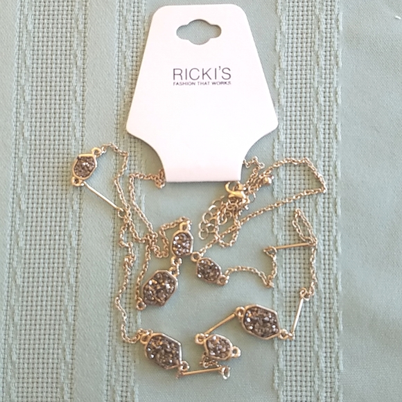 Ricki's Gray Druzy Necklace and Earring set NWT - Picture 5 of 5